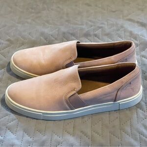 Frye‎ slip on shoes womens 7M pre-owned condition pink